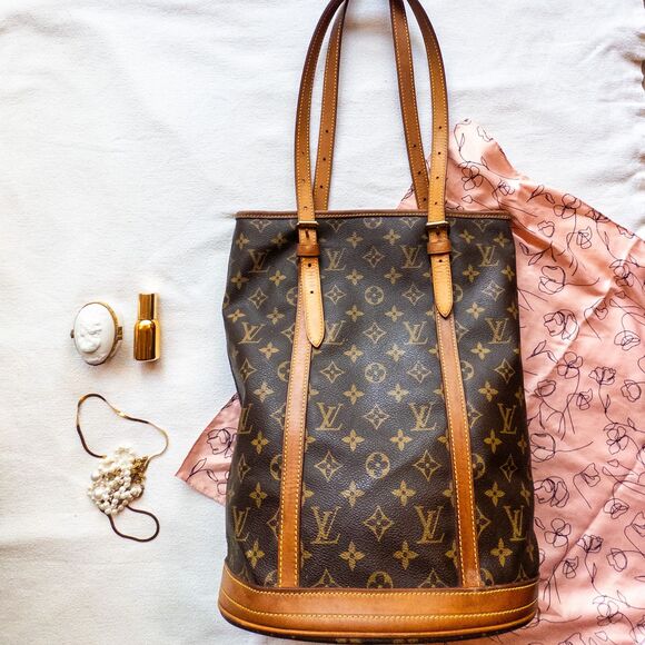 Louis Vuitton Monogram Bucket Bag GM - Picture 1 of 10